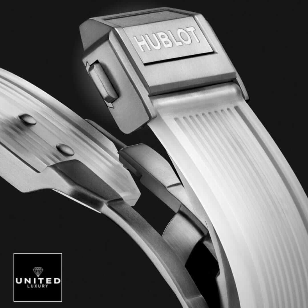 Hublot Big Bang Unico Hubloıt Big Bang 441.JX.4802.RT.4099 White Rubber Bracelet Replica black background