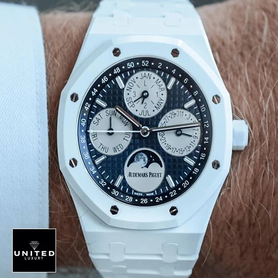 Audemars Piguet Royal Oak Perpetual Calendar 26579CS.OO.1224CS.01 Signature Copy Edition Audemars Piguet Blue Dial Moon 26574ST.OO_.1220ST.01 Replica on the man wrist