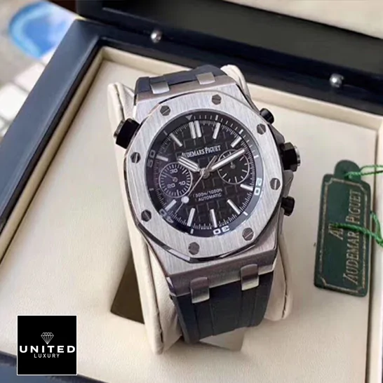 Audemars Piguet Royal Oak Offshore Diver 15710ST audemars_piguet_royal_oak_offshore_diver_black_dial_15710ST.OO_.A002CA.01_replica_black_unitedluxurynet