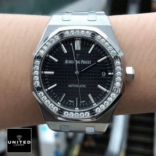 Audemars Piguet Royal Oak 15451ST AP Royal Oak Black Dial Diamond Bezel Stainless Steel Replica on the wrist