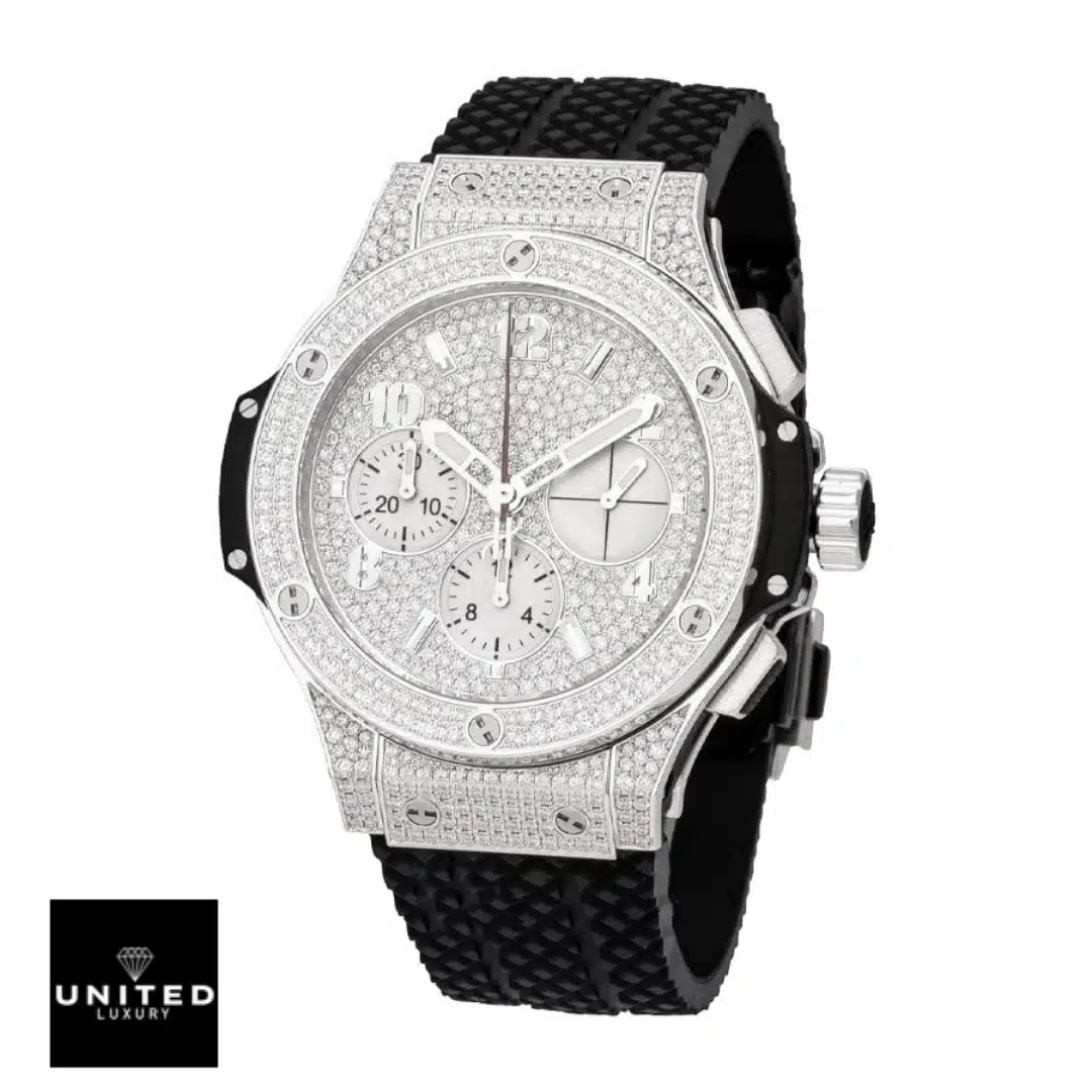 Hublot Big Bang Unico 301.CX.130.RX Hublot 301.CX.130.RX Diamond replica bracelet is a black rubber