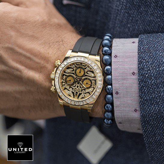 Rolex Cosmograph Daytona 116588TBR rolex_daytona_eye_of_the_tiger_116588TBR_hand