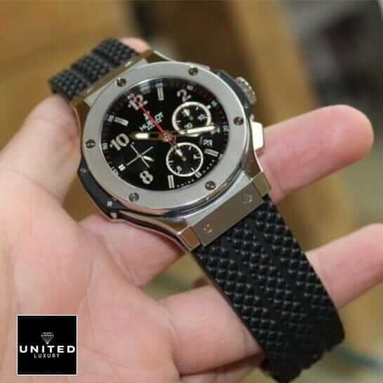 Hublot Big Bang Unico 441.NX.1170.RX Hublot Big Bang Black Dial Steel Bezel Replica on the hand