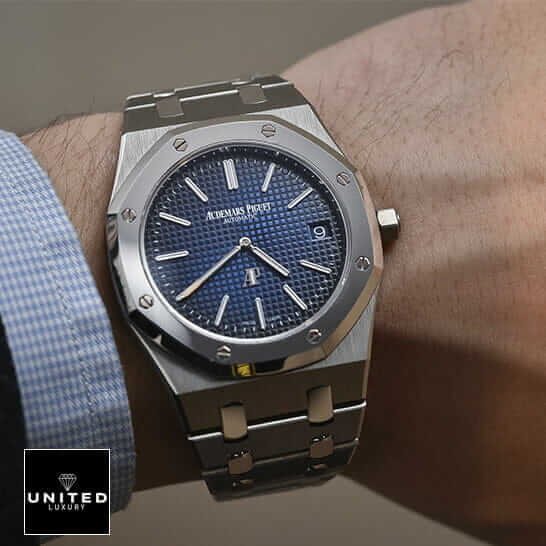 Audemars Piguet Royal Oak ap-extra-thin-blue-dial-1