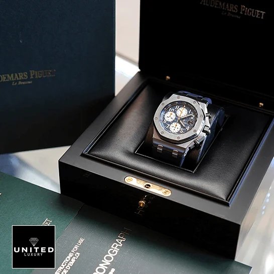Audemars Piguet Royal Oak Offshore 26408OR.OO.A010CA.01 Audemars Piguet 26470ST.OO_.A027CA.01 Blue Dial Replica in the ap box