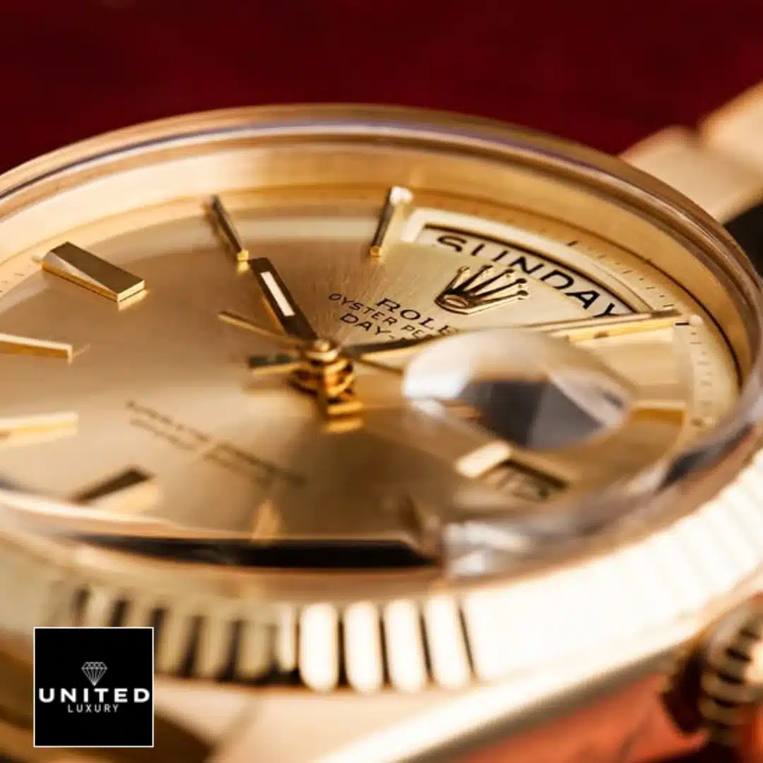 Rolex Day-Date 228238 Rolex Day-Date 40 228238-0003 Champagne Dial Replica close analog view